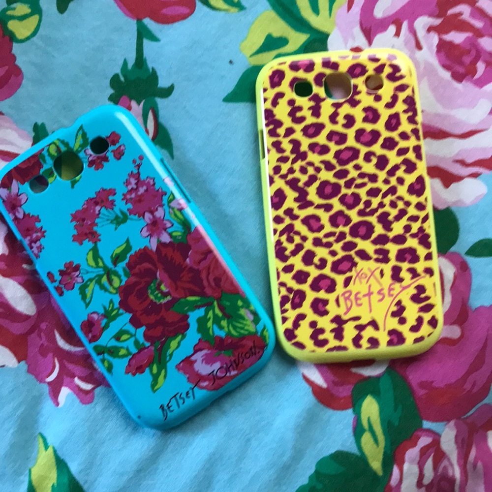Besty Johnson Phone Cases 🙅♀️🙆♀️🙅♀️🙆♀️